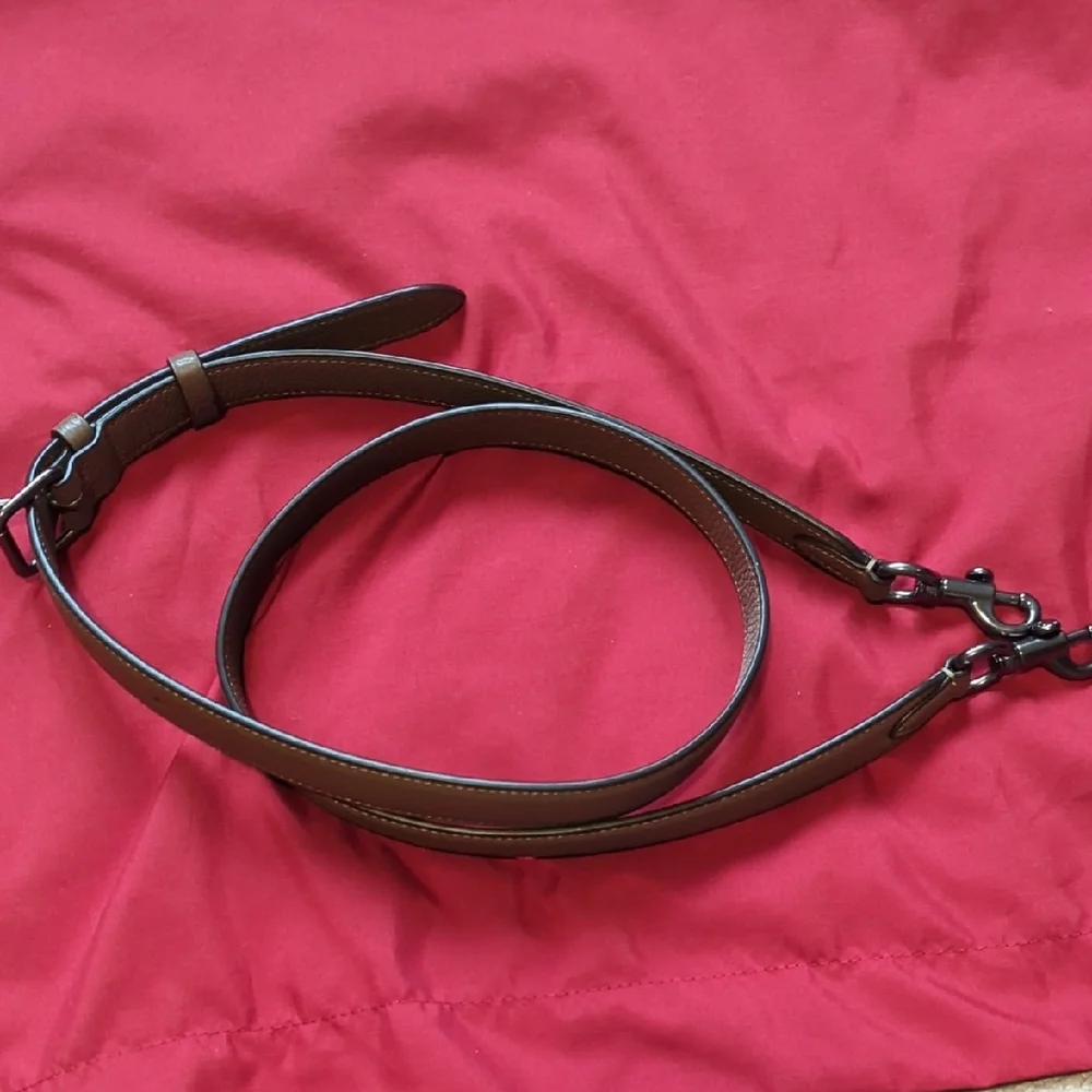 Large Coach Rowan Bag - Picture 6 of 9